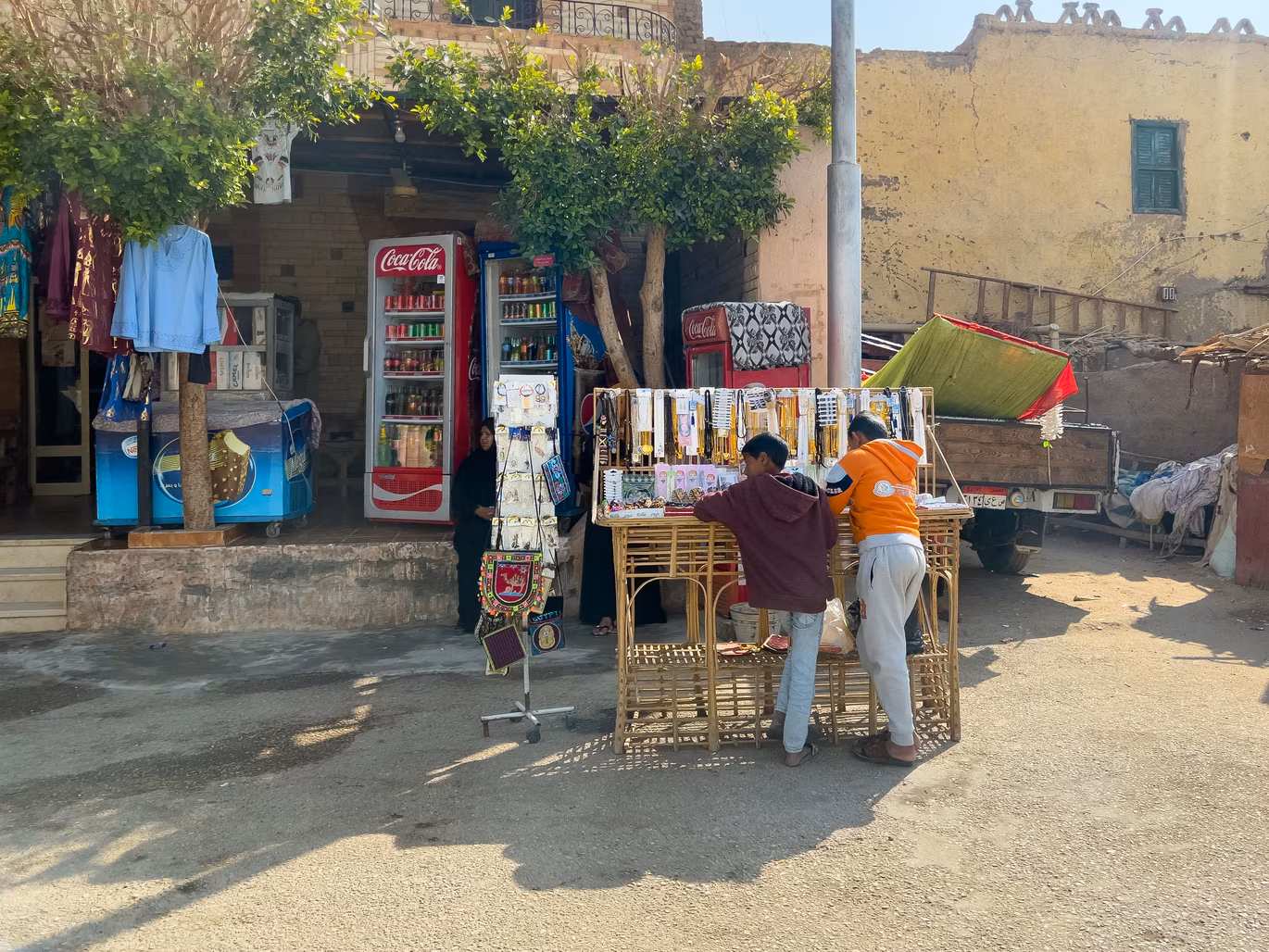 Luxor photo 1